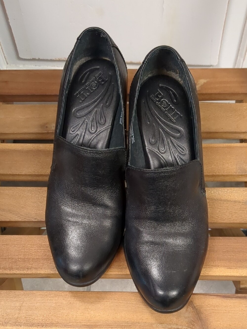 BORN Women's Black Leather Slip-On Mules